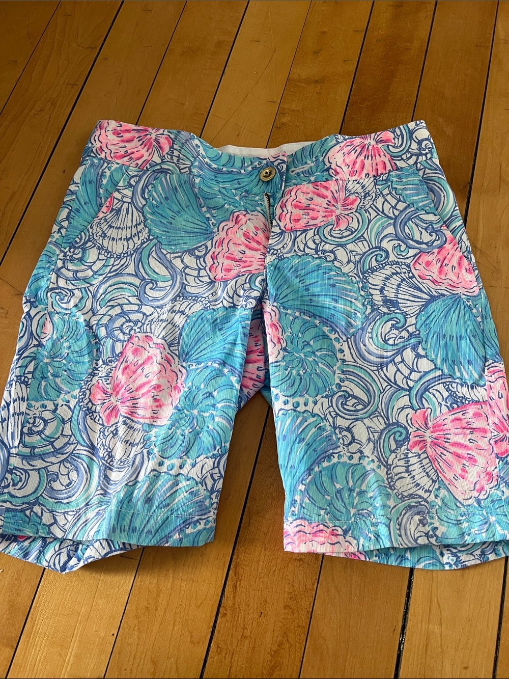 Lilly Pulitzer Pink & Teal Seashell Print Women’s Shorts